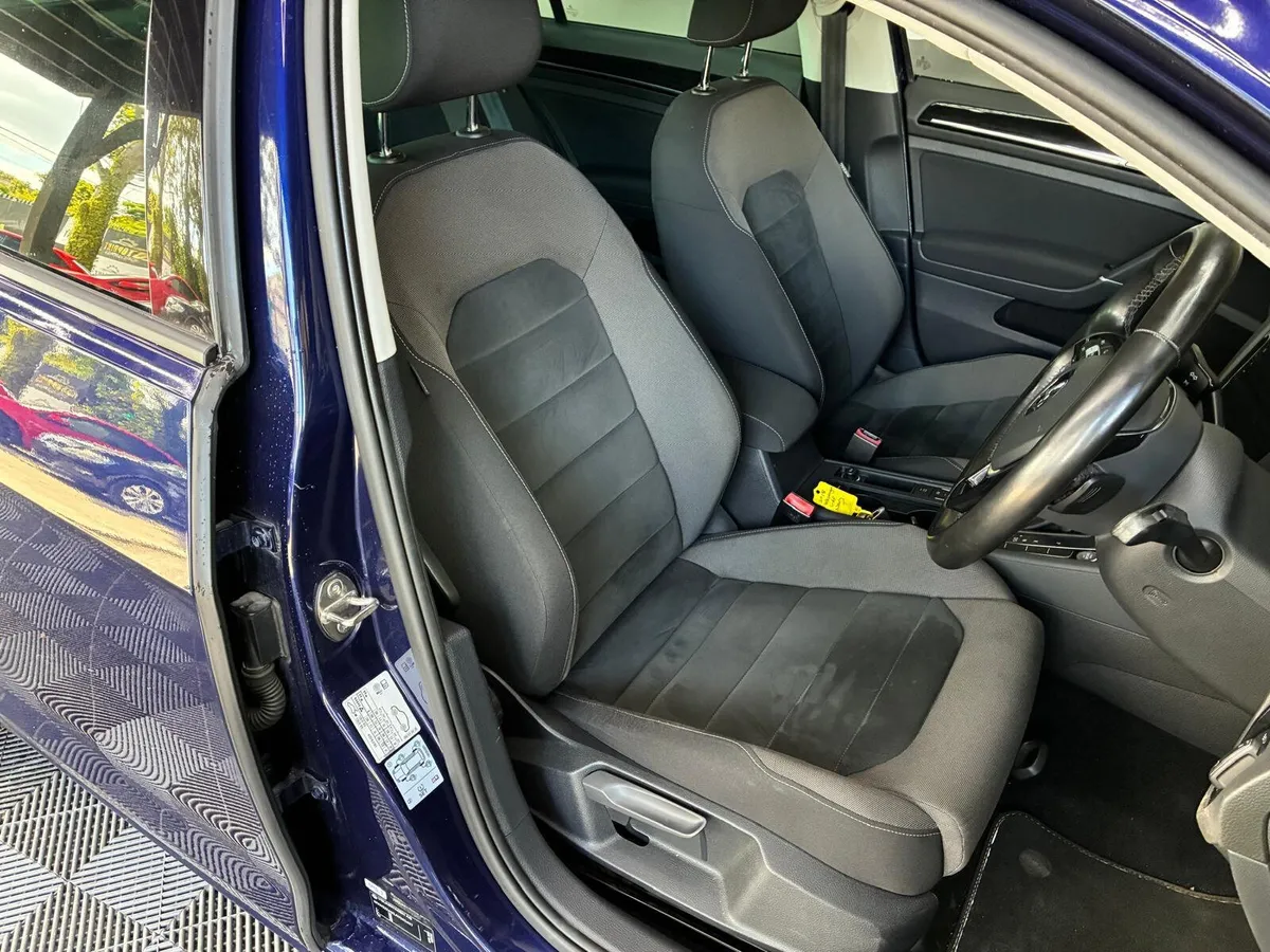 VW Golf - Image 2