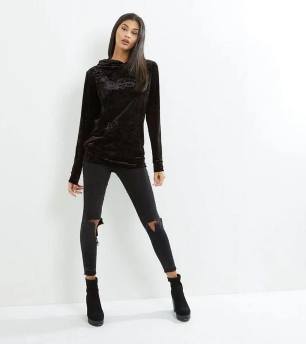 BRAND NEW Ladies New Look Crushed Velvet Hoodie/Top: Size 12 - Image 1