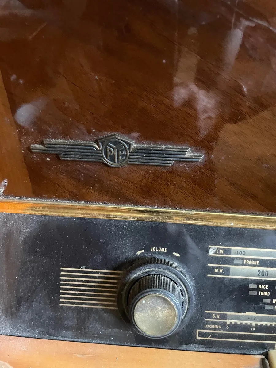 Antique radiogram - Image 3