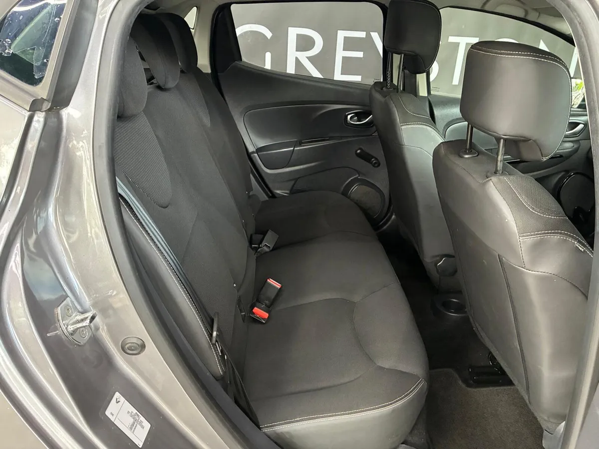 Renault Clio 2017 - Image 4
