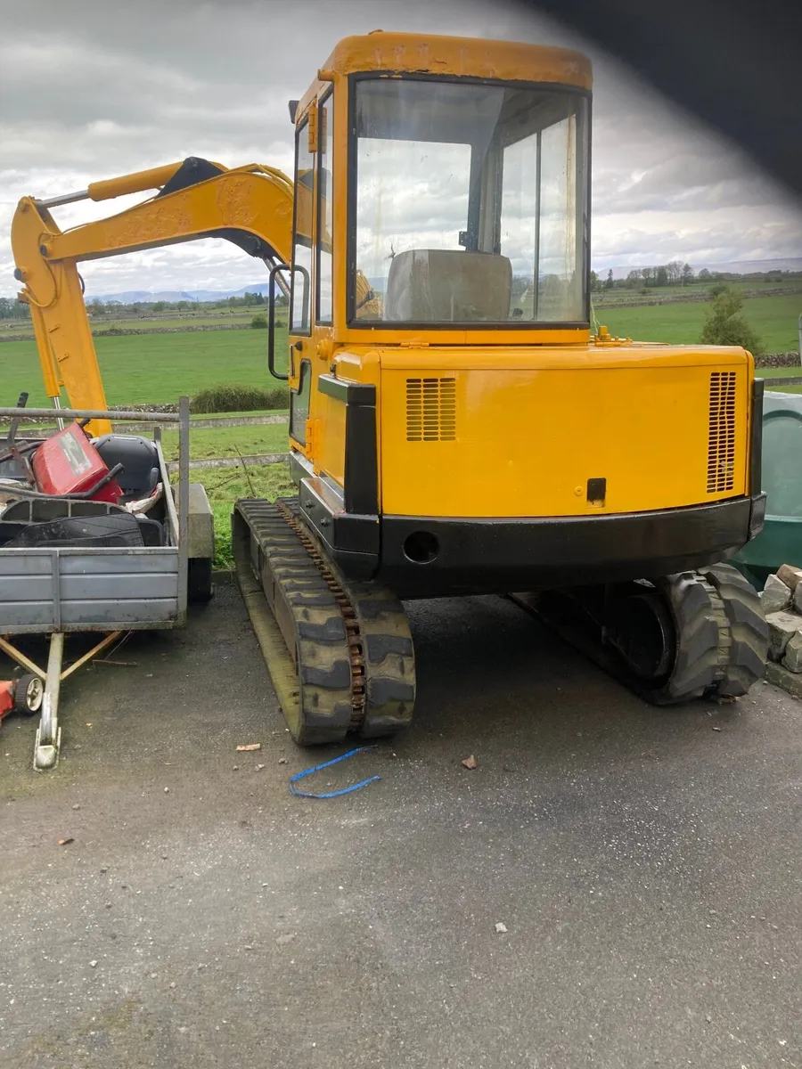 JCB fastrac kubota digger - Image 2