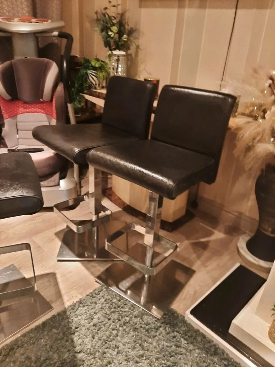 Bar stools - Image 2