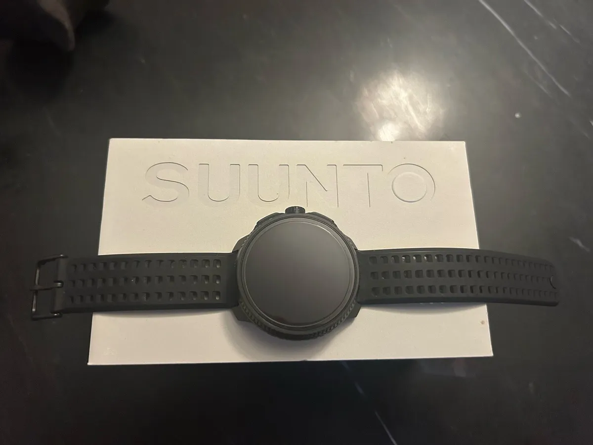 Suunto Race All Black - Image 1