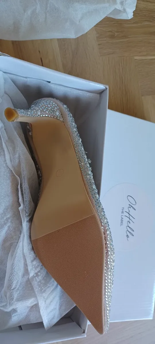 Brand new wedding/occasion shoes size 7 - Image 3