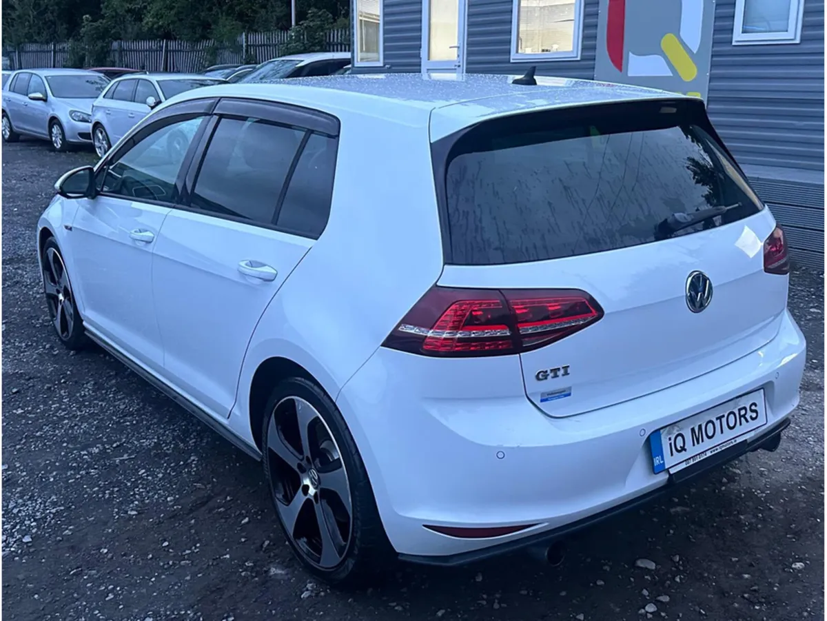 Volkswagen Golf GTI2.0 AUTOMATIC LOW MILEAGE (0890 - Image 4
