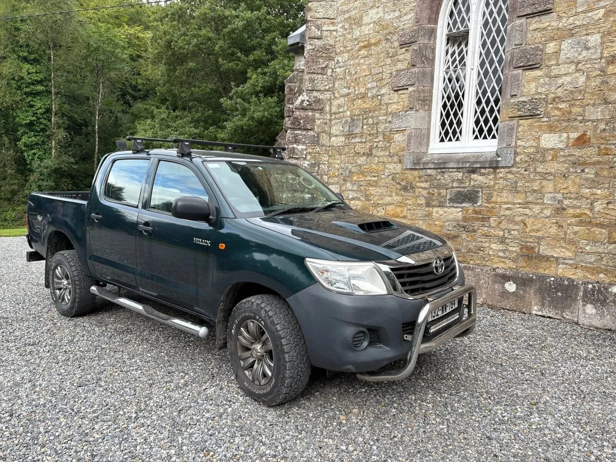 Toyota Hi-Lux - Image 2