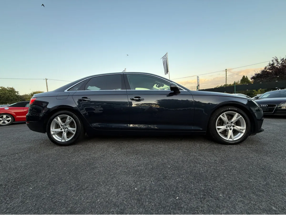 Audi A4 162 // FULL LEATHER // AUTOMATIC // LOW MI - Image 4