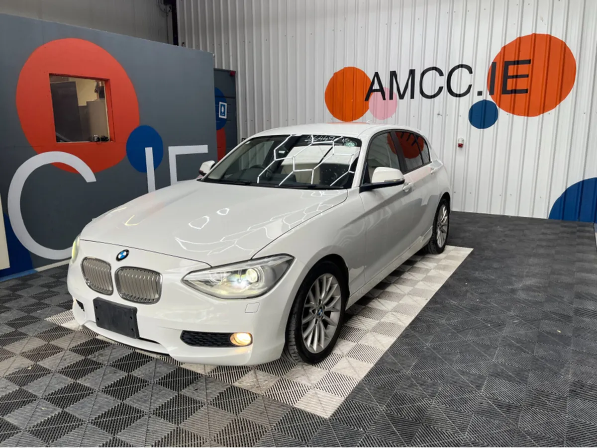 BMW 1-Series 116I / 95k KMs / REVERSE CAMERA , SPE - Image 3