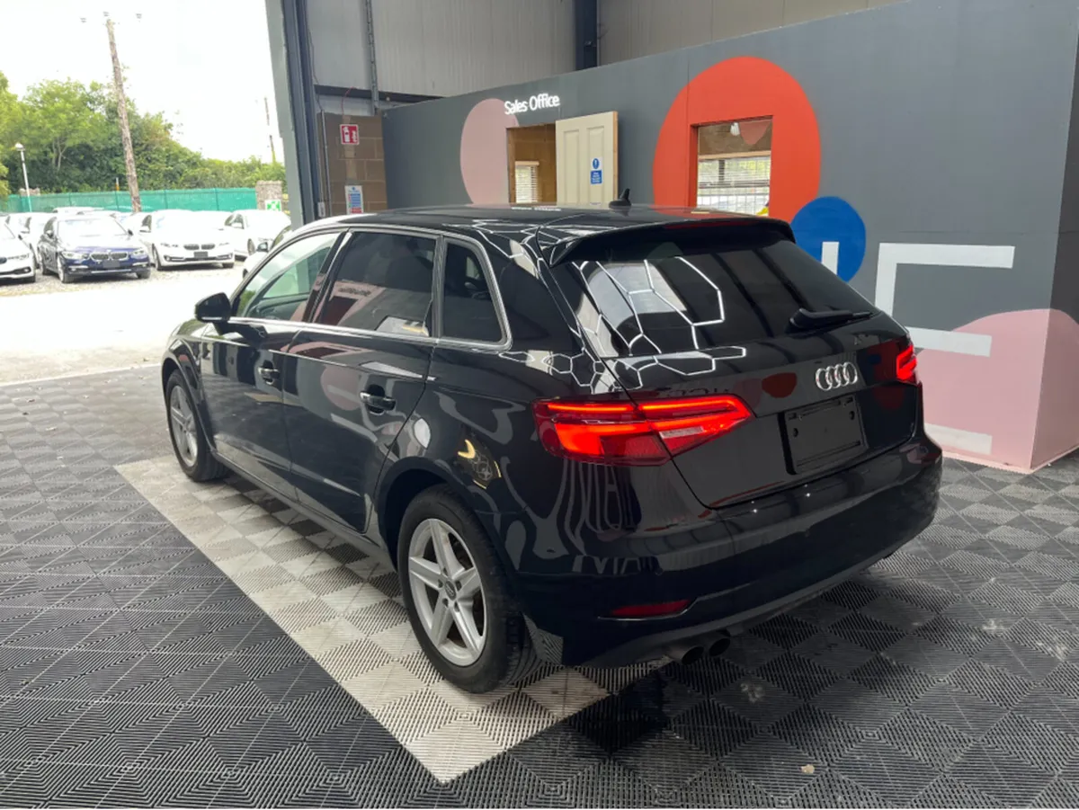 Audi A3 1.4 TFSI / 49k KMs / REVERSE CAMERA , ADAP - Image 4