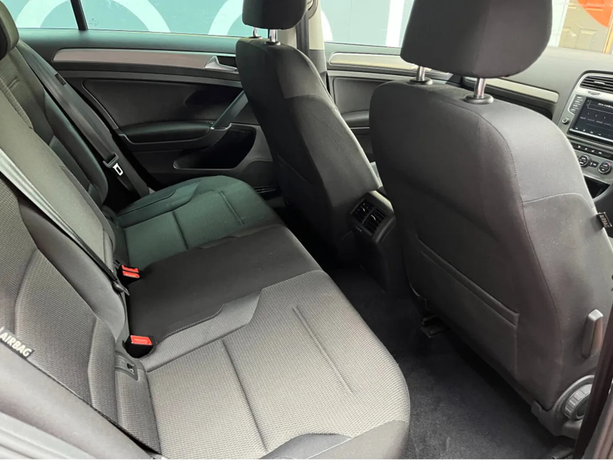 Volkswagen Golf 1.2 TSI COMFORT LINE / 85k KMs / R - Image 4