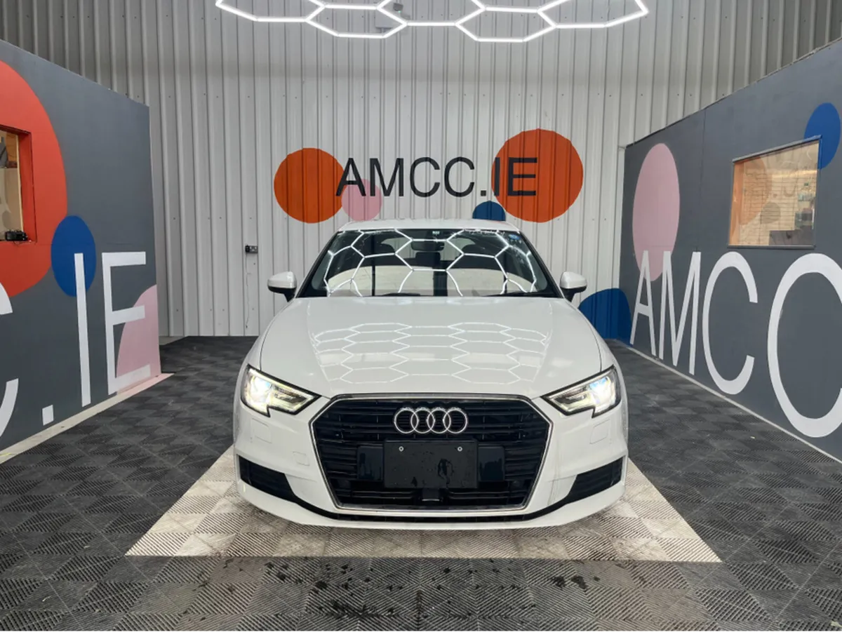 Audi A3 1.4 TFSI SPORTBACK / 19k KMs / REVERSE CAM - Image 2