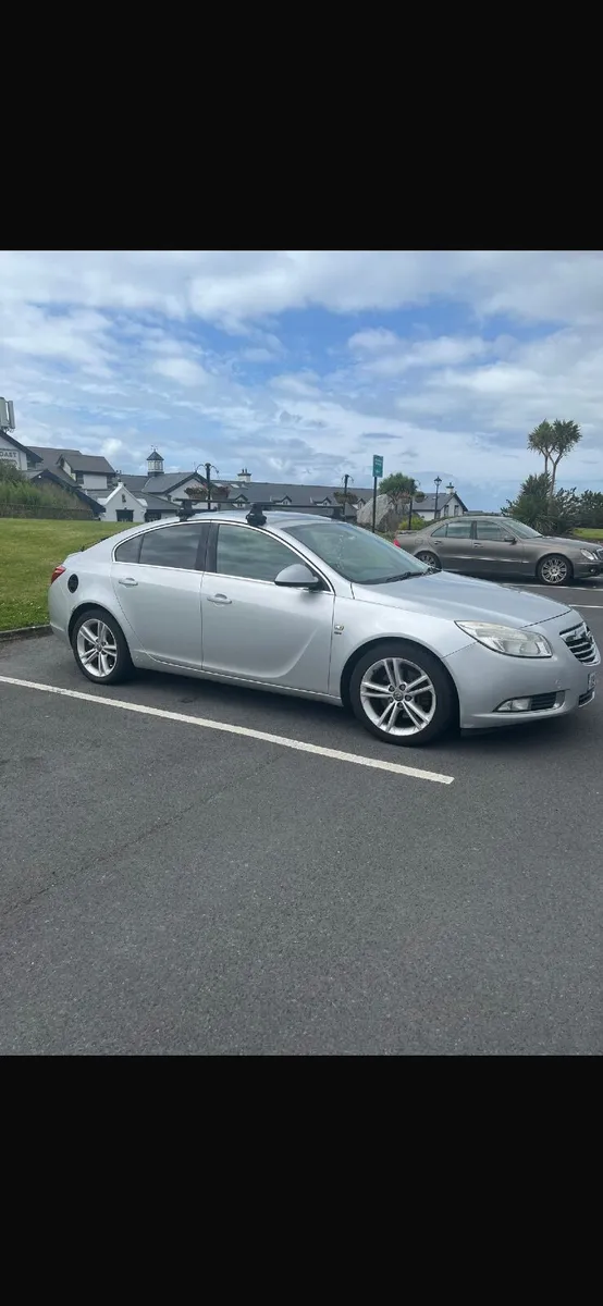 Vauxhall Insignia 2009 - Image 1