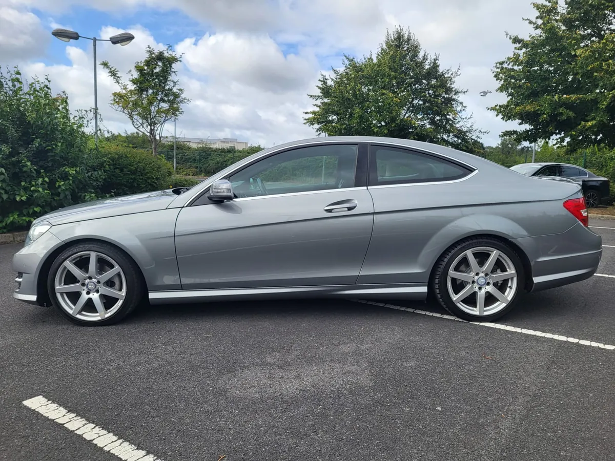2014  MERCEDES BENZ C250 CDI AMG COUPE AUTO - Image 4