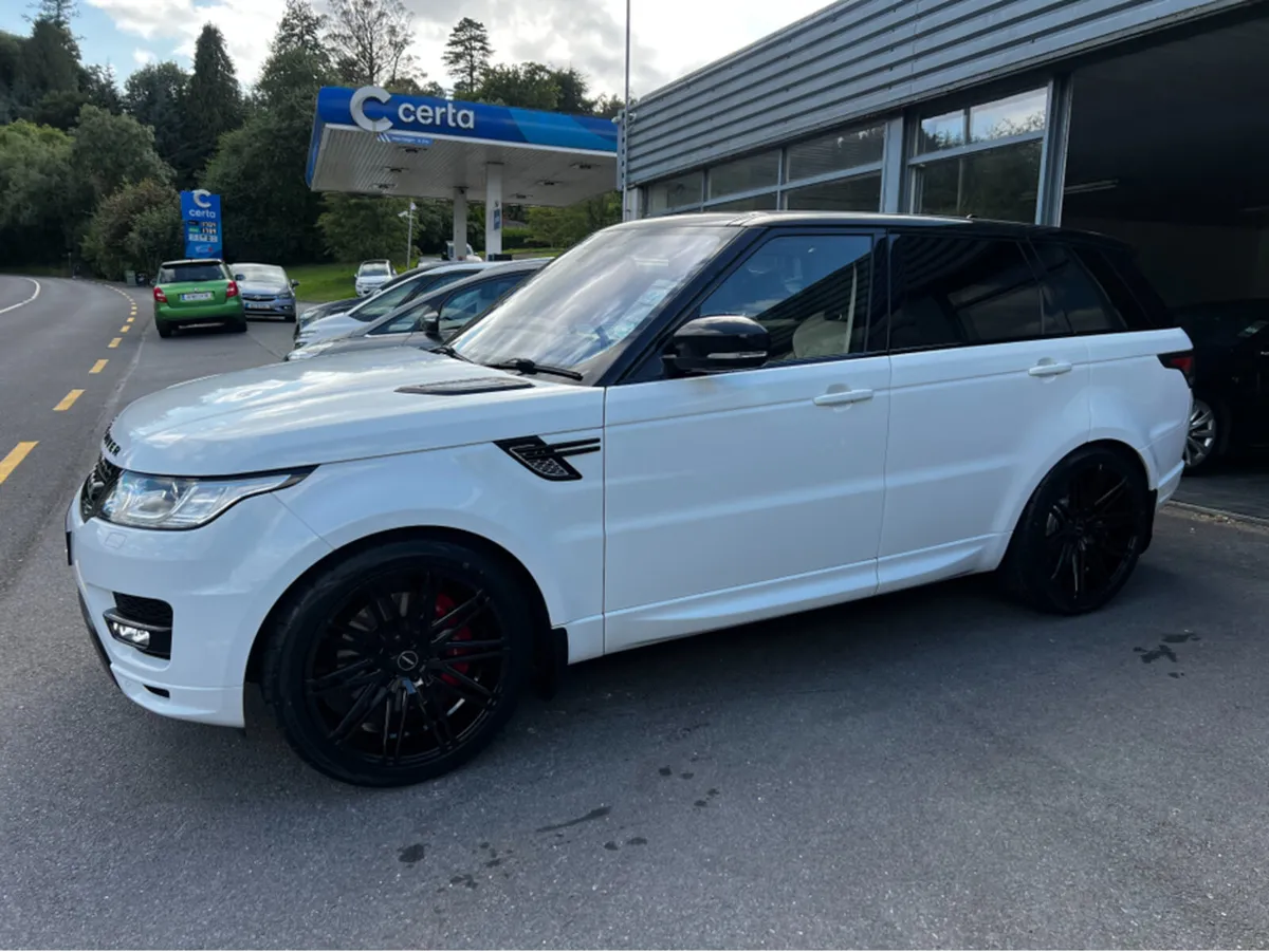 Land Rover Range Rover Sport 3.0 SDV6 AUTOBIOGRAPH - Image 4