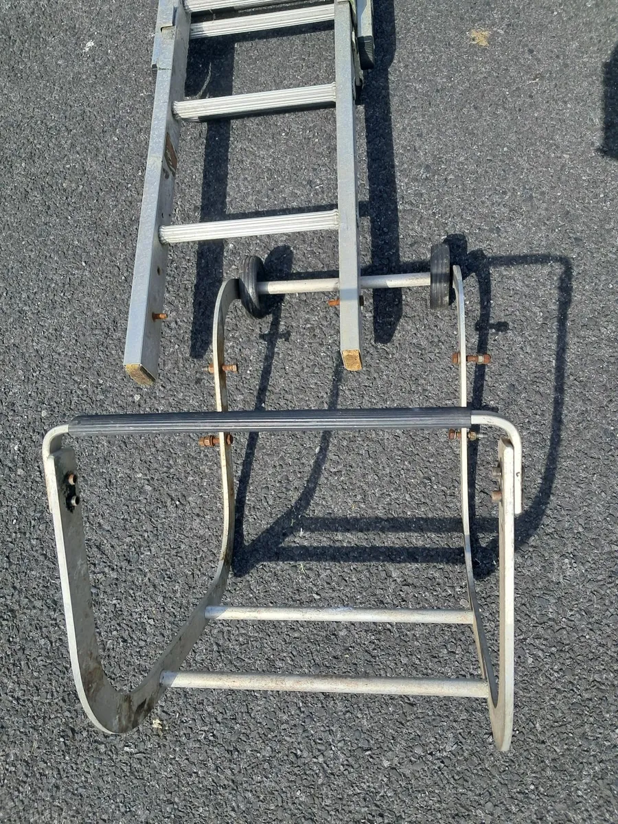 Double Section Aluminium Roof Ladder - Image 4