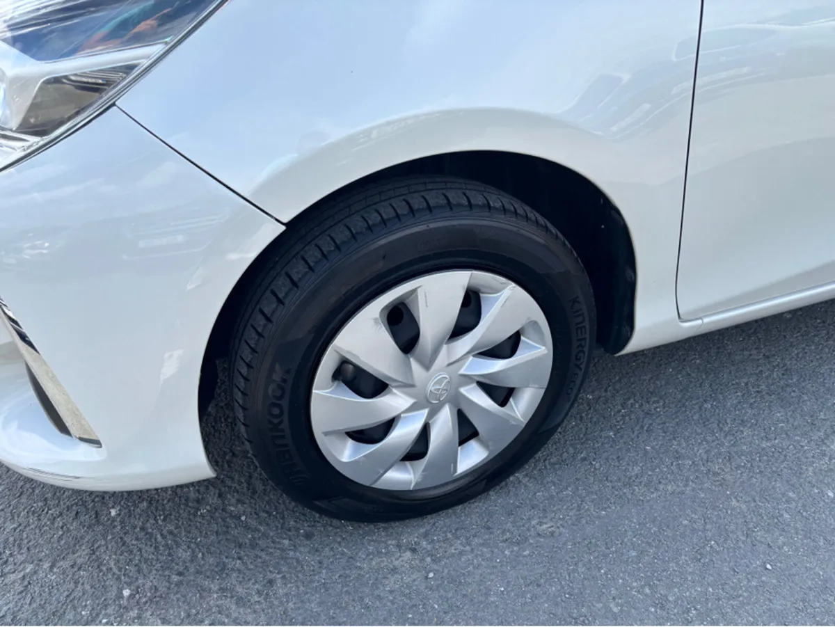 Toyota Yaris Vitz Push Start  5DR AUTO - Image 2