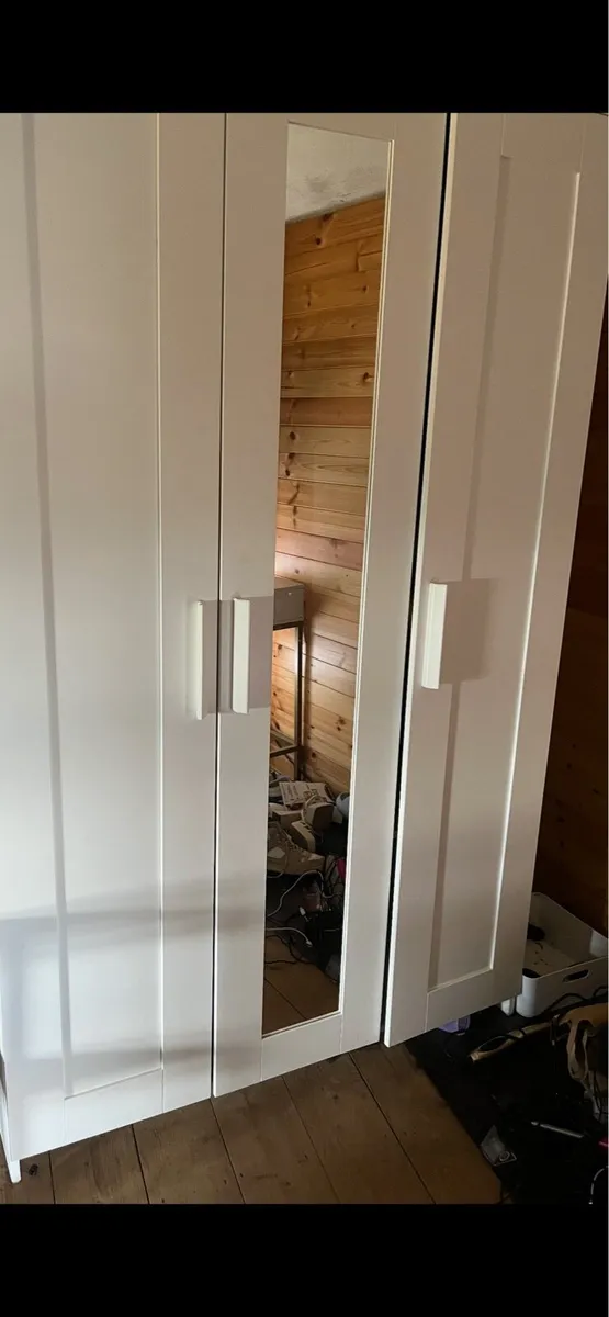 Wardrobe - Image 3