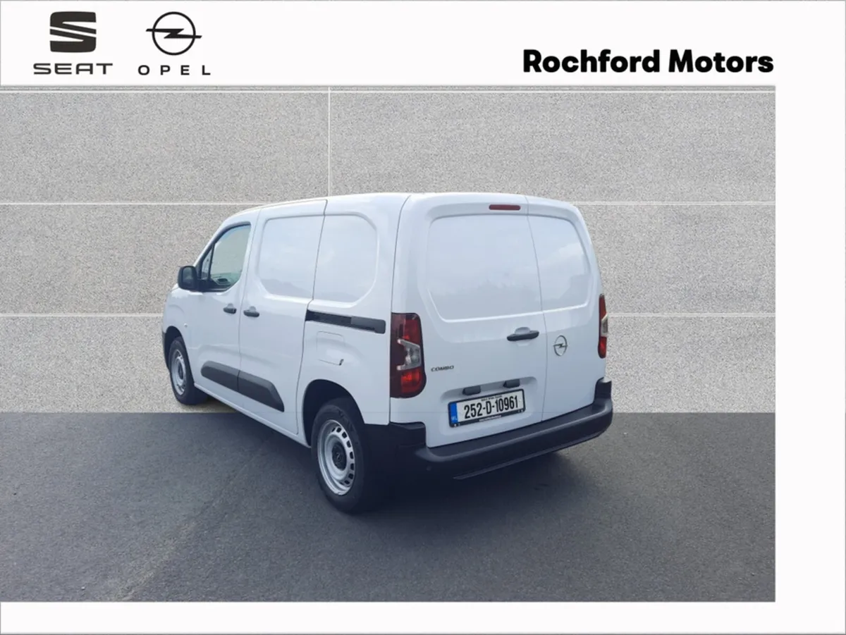 Opel Combo *** PRE-REG SALE *** 1.5D L1H1 Komfort - Image 4