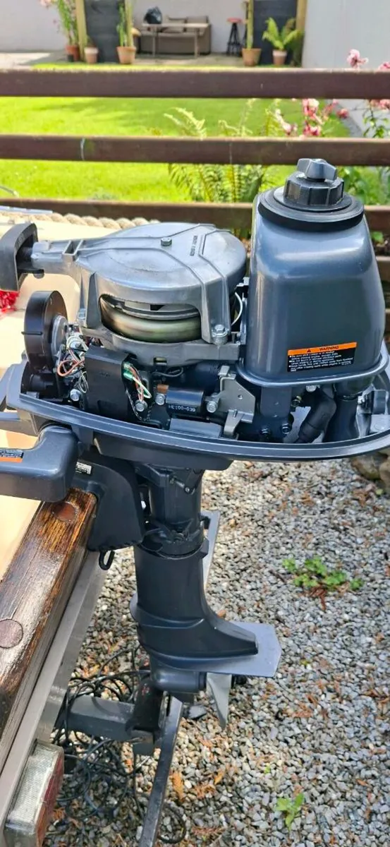 4hp Yamaha outboard - Image 3