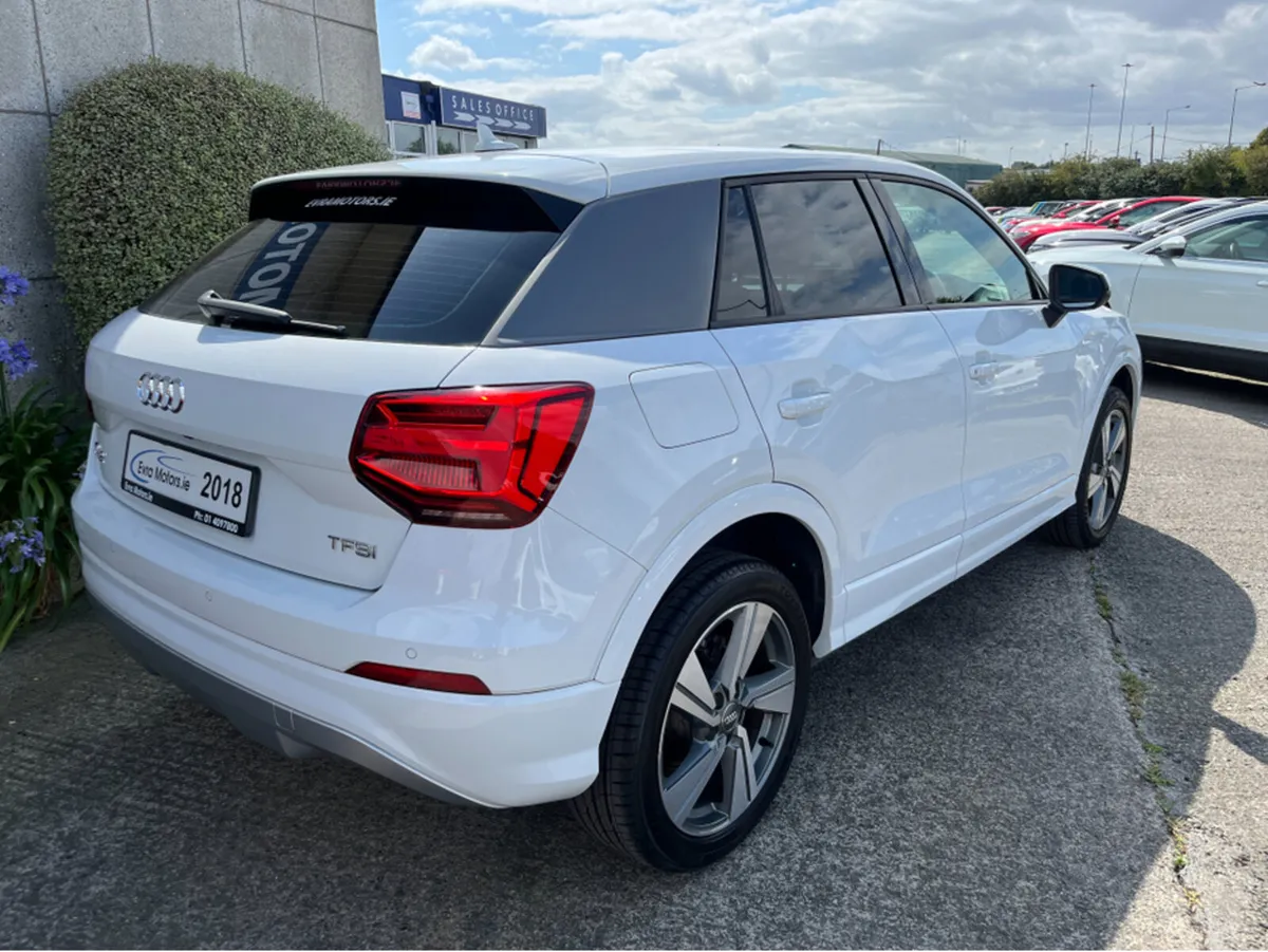 Audi Q2 SPORT AUTOMATIC 1.4 PETROL //ADPATIVE CRUI - Image 4