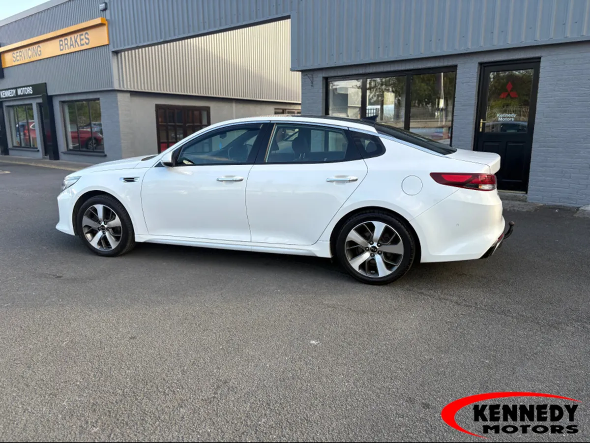 Kia Optima GT LINE 4DR - Image 3