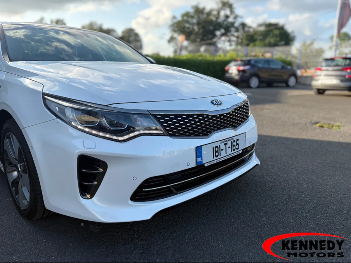 Kia Optima GT LINE 4DR - Image 4
