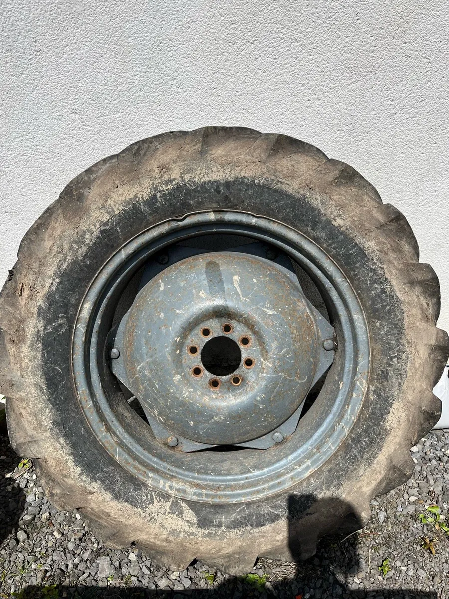 11.28 tyres & rims - Image 1