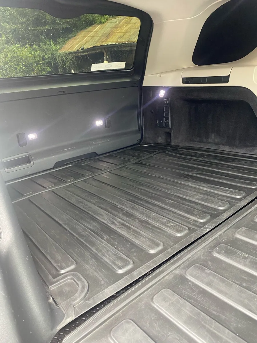 192 Landrover Discovery - Image 2