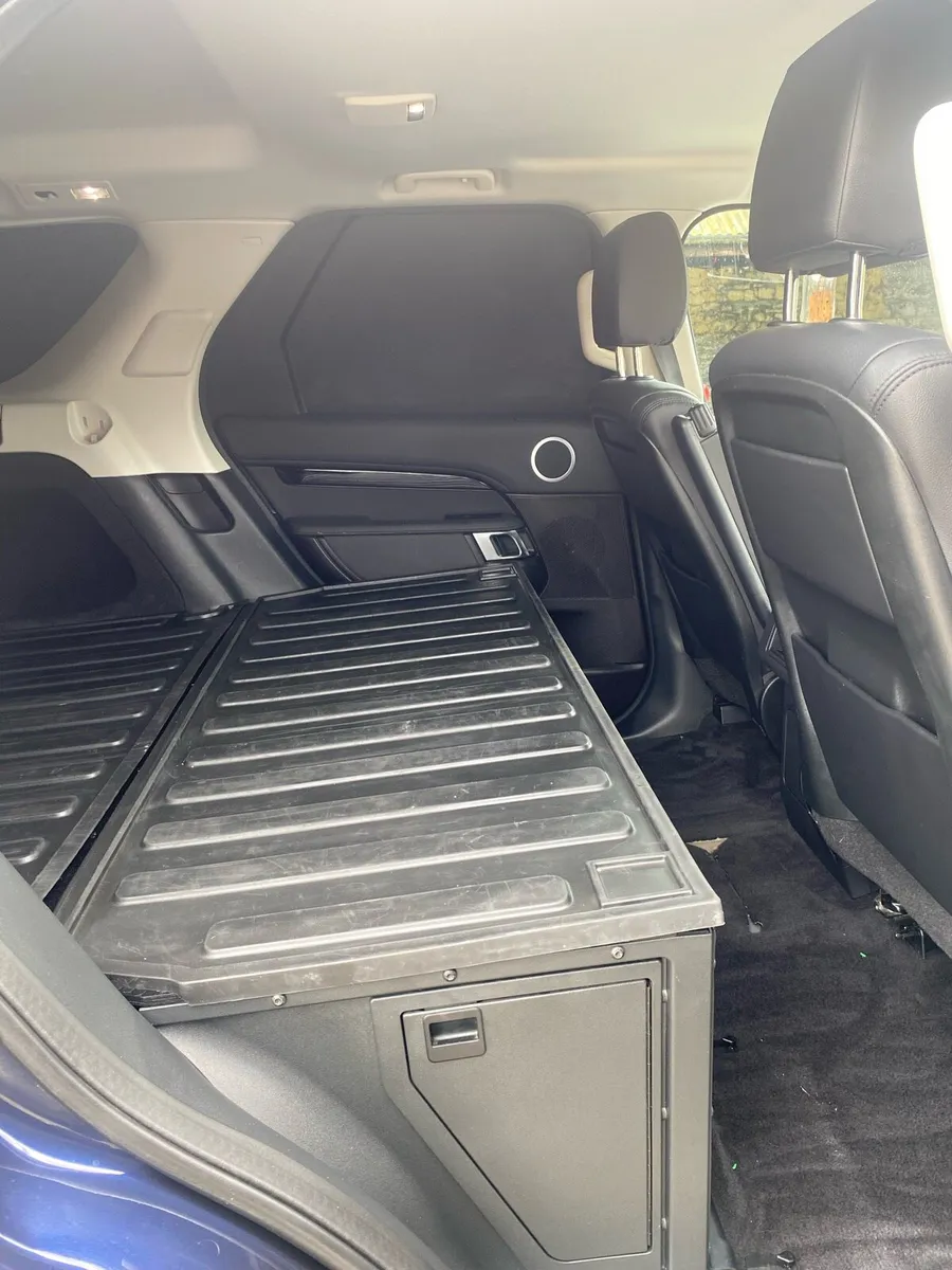 192 Landrover Discovery - Image 3