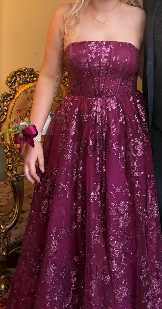 Debs dress - Image 3