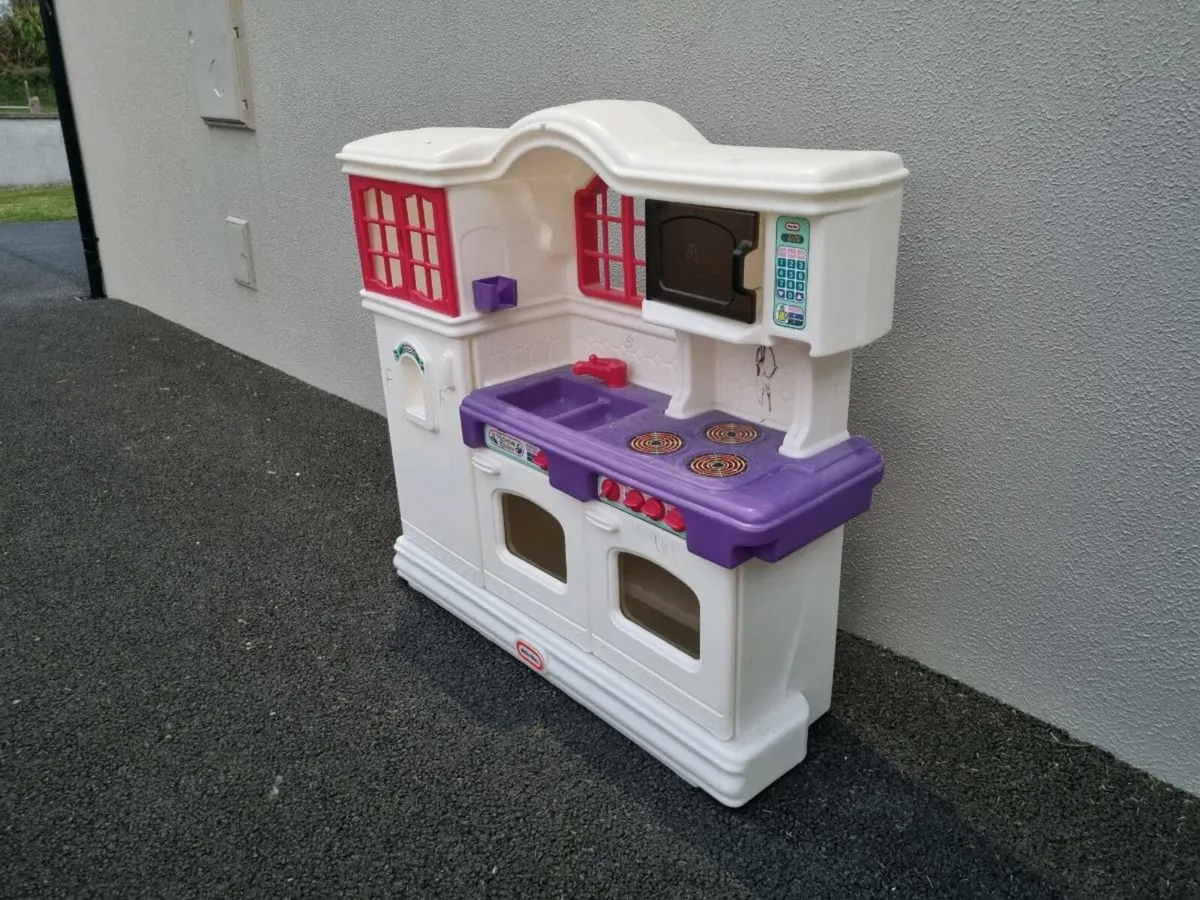 Little Tikes Play Kitchen - Image 4