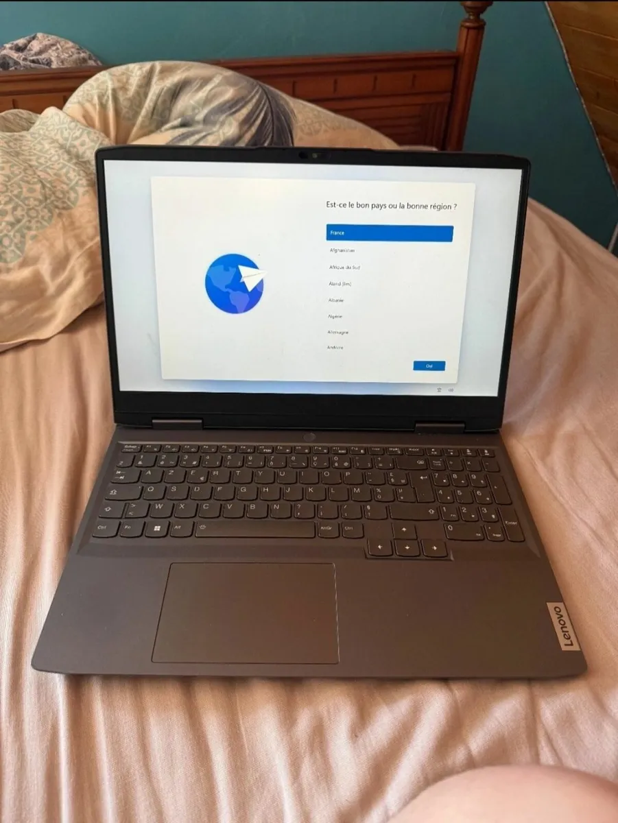 Lenovo Gaming Beast - RTX 4050, i5-12450H, 16GB - Image 1
