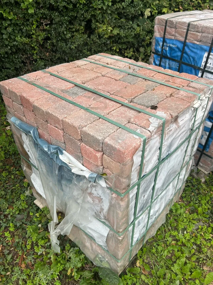 Country cobble pavers - Image 1
