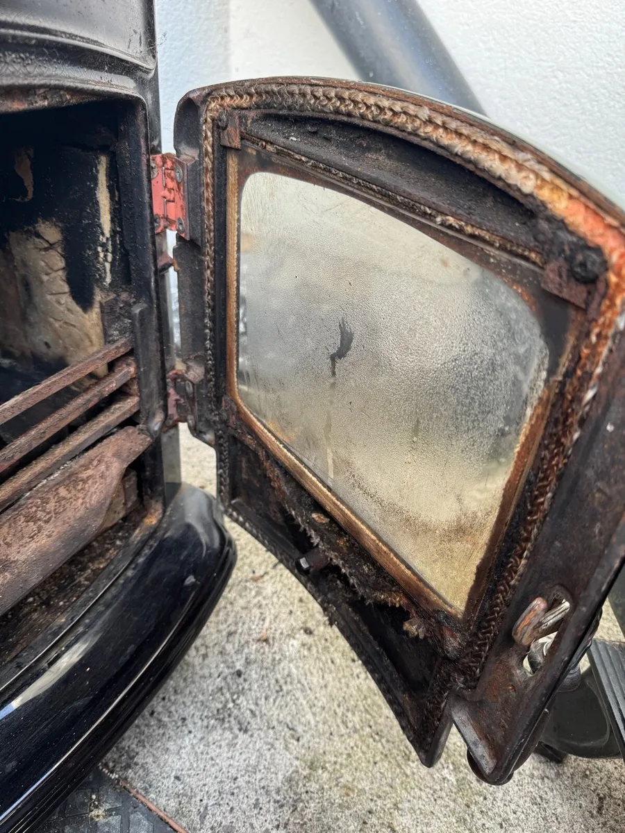 Stove - Image 4