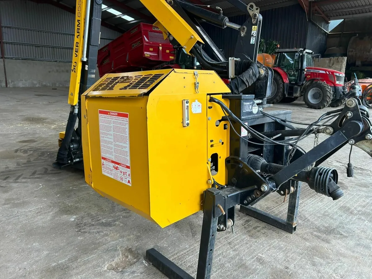 McConnel PA6565T hedgecutter - Image 3