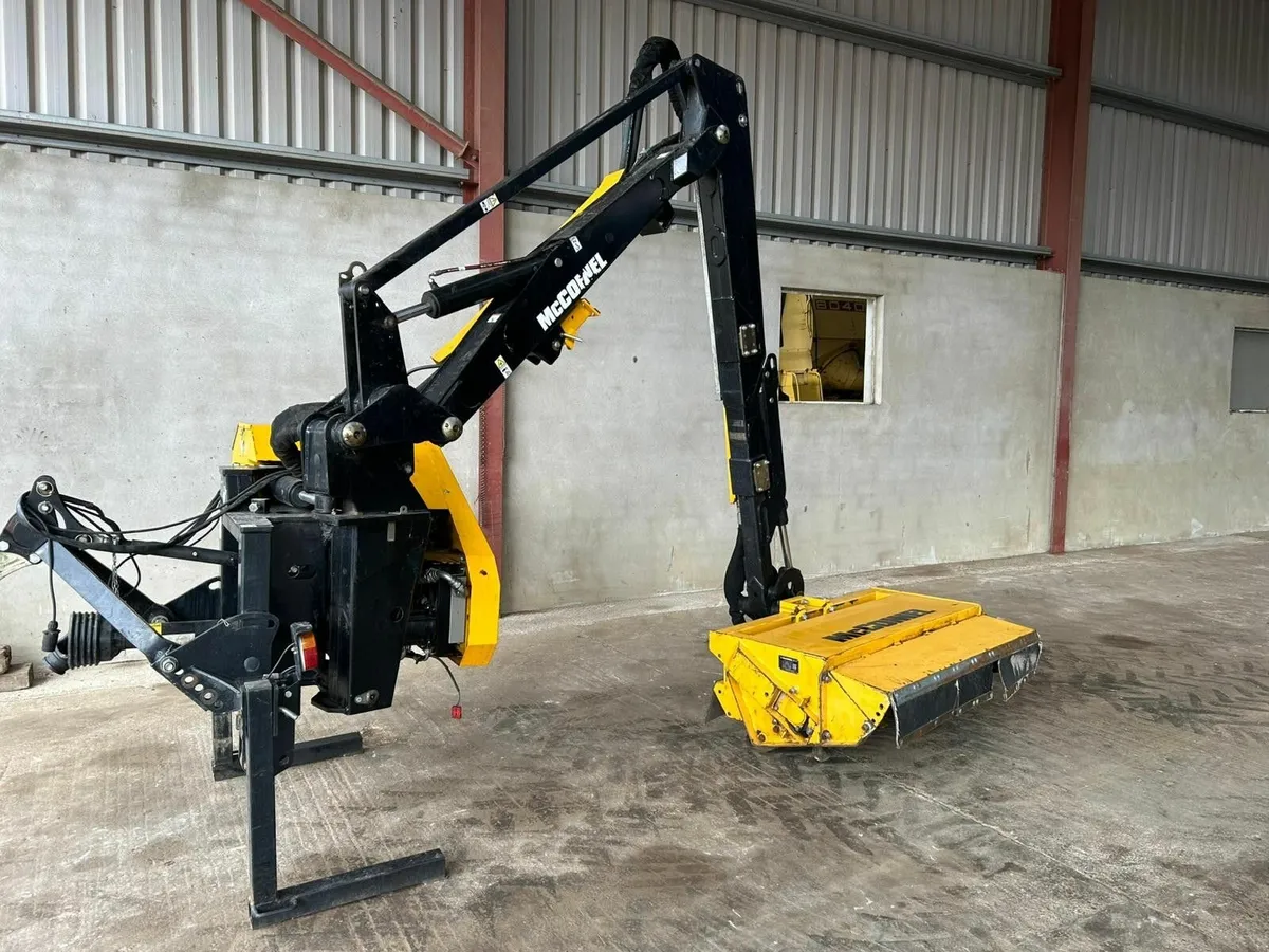 McConnel PA6565T hedgecutter - Image 1