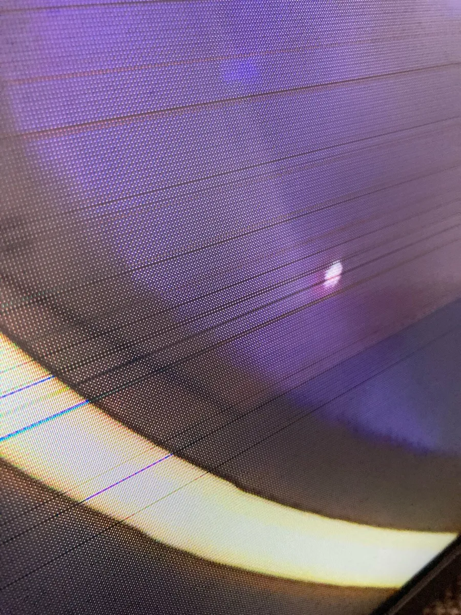 Broken 50’ Samsung tv - Image 2