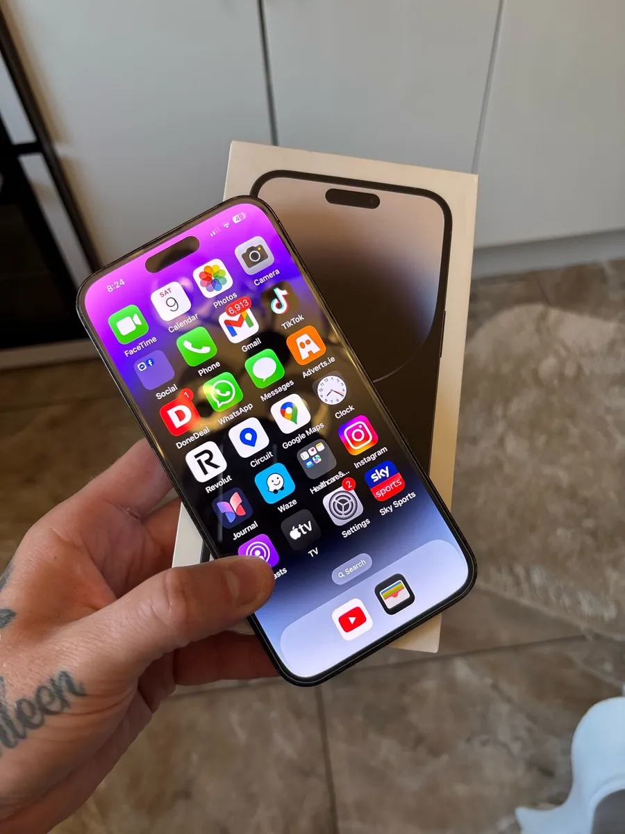 iPhone 14 Pro Max sim free 128GB with box acces - Image 1