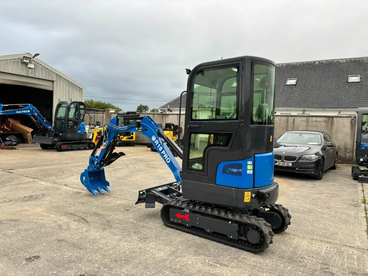 Kubota Powered RIPPA R18 PRO... Full Cab... - Image 4