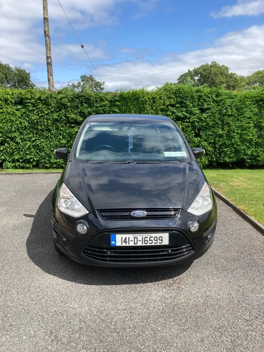 Ford S-Max - Image 1