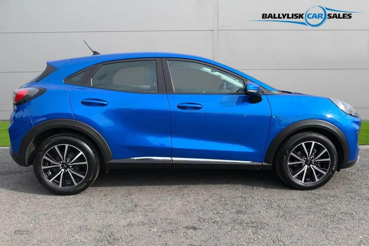 Ford Puma 1.0t 125PS Titanium in Blue With 11K - Image 3