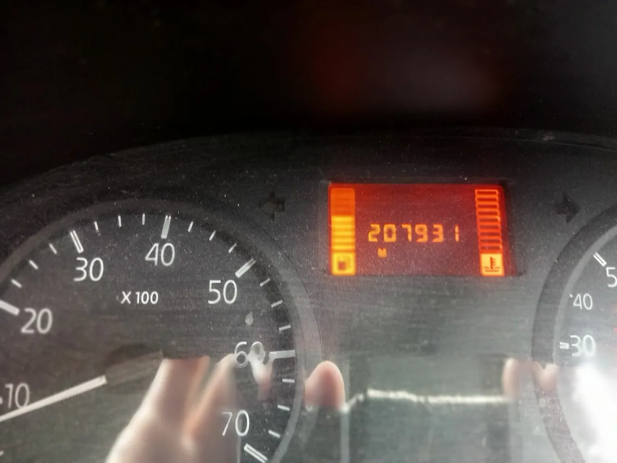 Nissan Kubistar Van - Image 1
