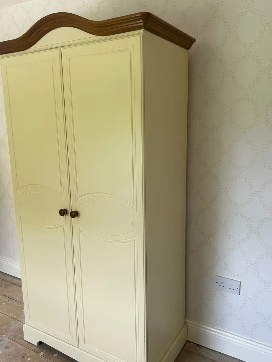 Cream country style  Double Wardrobe - Image 2