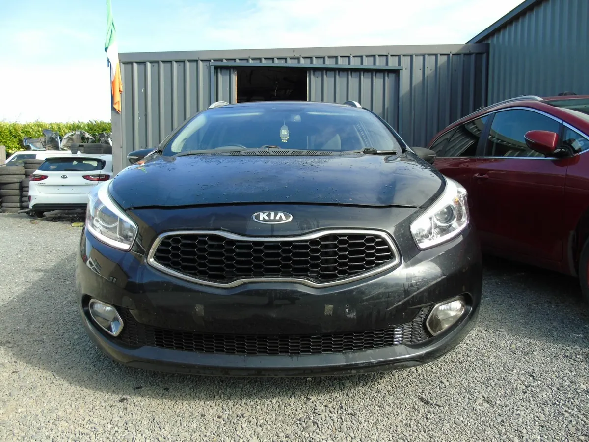 kia ceed's breaking - Image 3