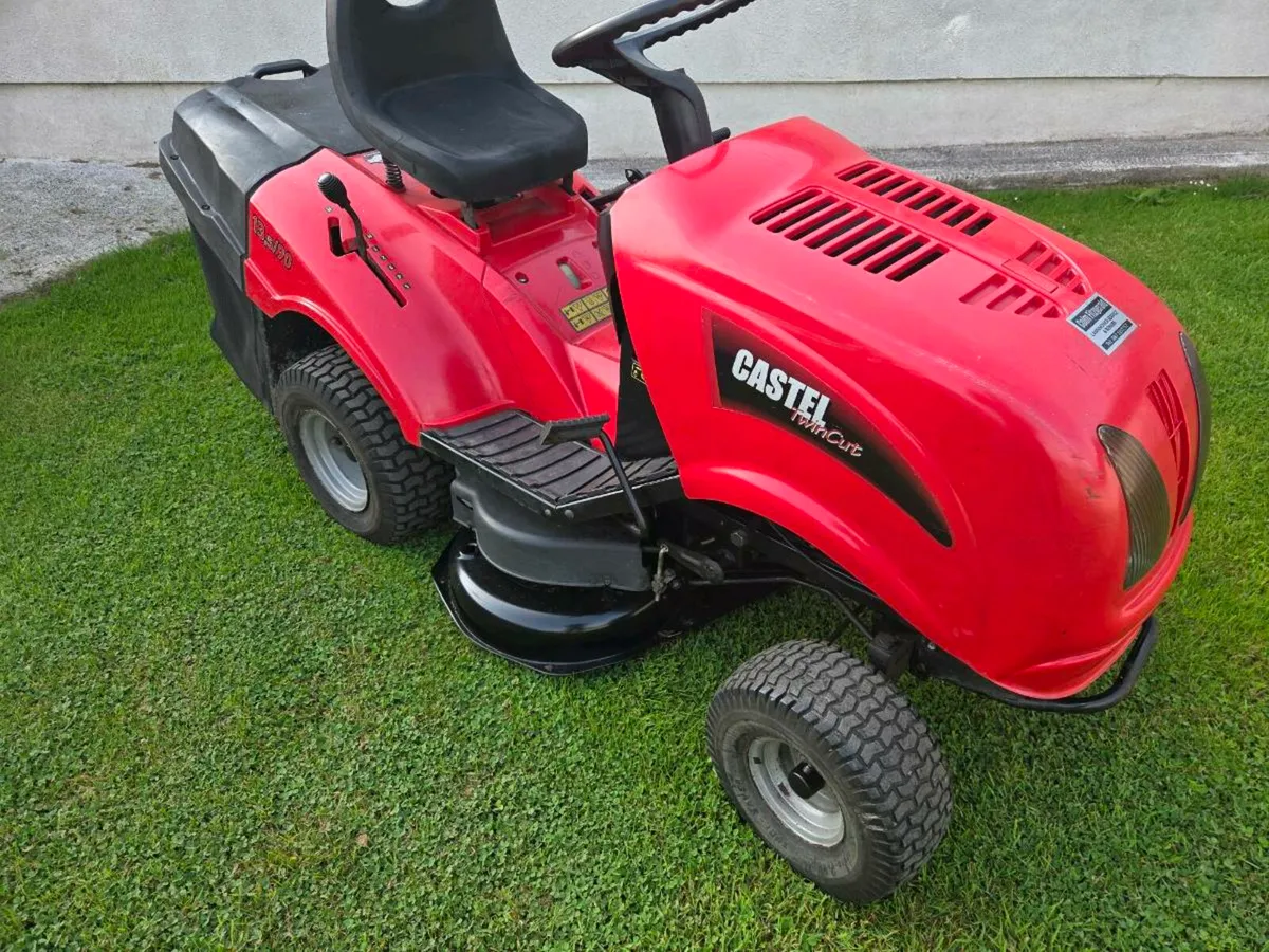 Castle Gardens lawnmower for sale - Image 1