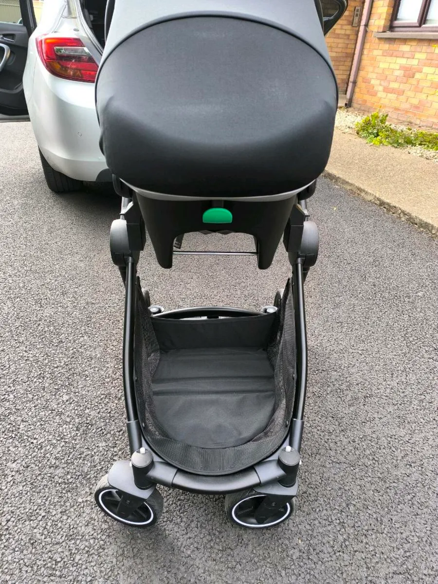 Baby Buggy Travel System - Image 4