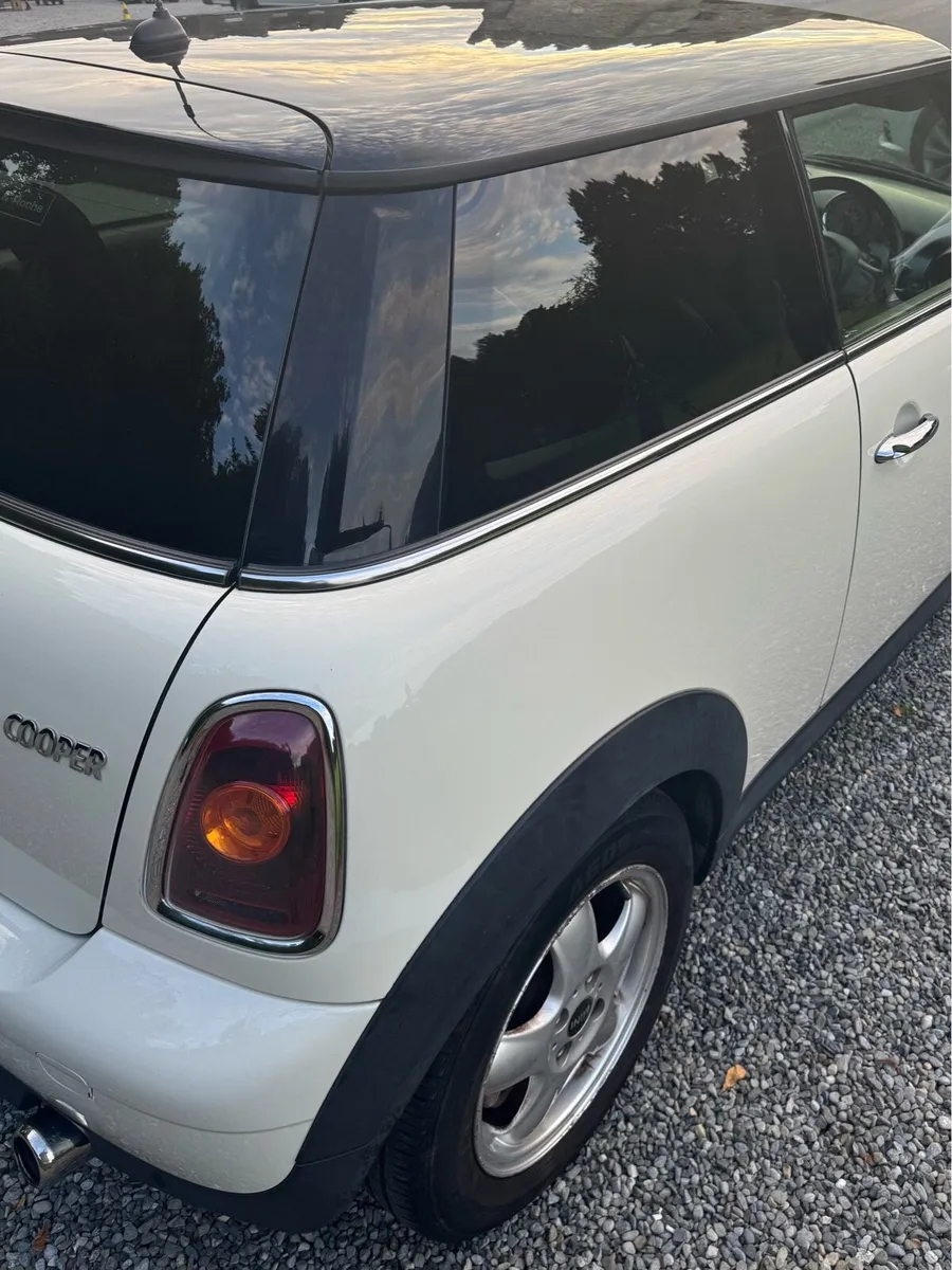 Mini Cooper 1.6 petrol 2009 - Image 4