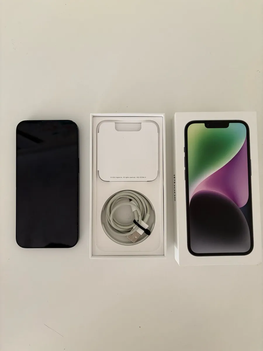iPhone 13 - Image 1