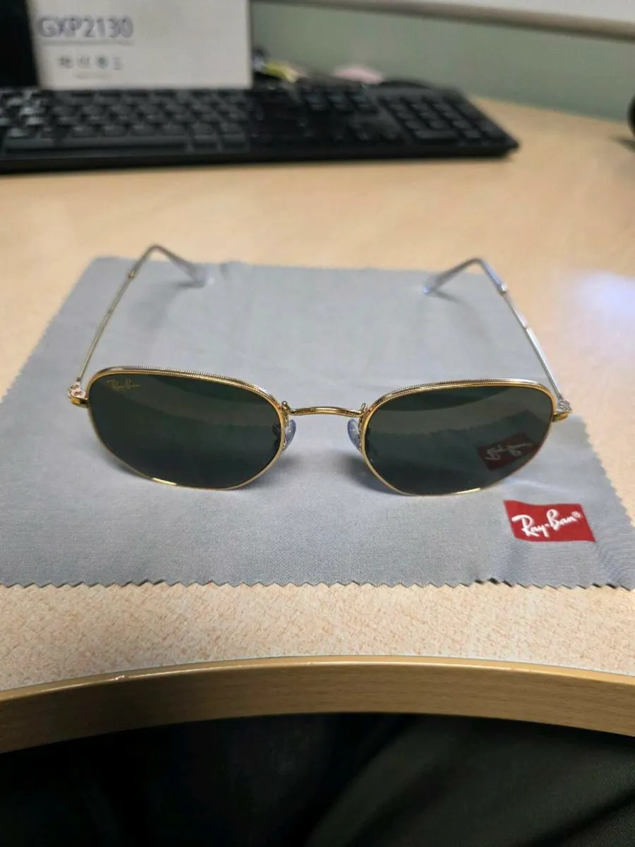 Ray Ban RB3548 - Image 4