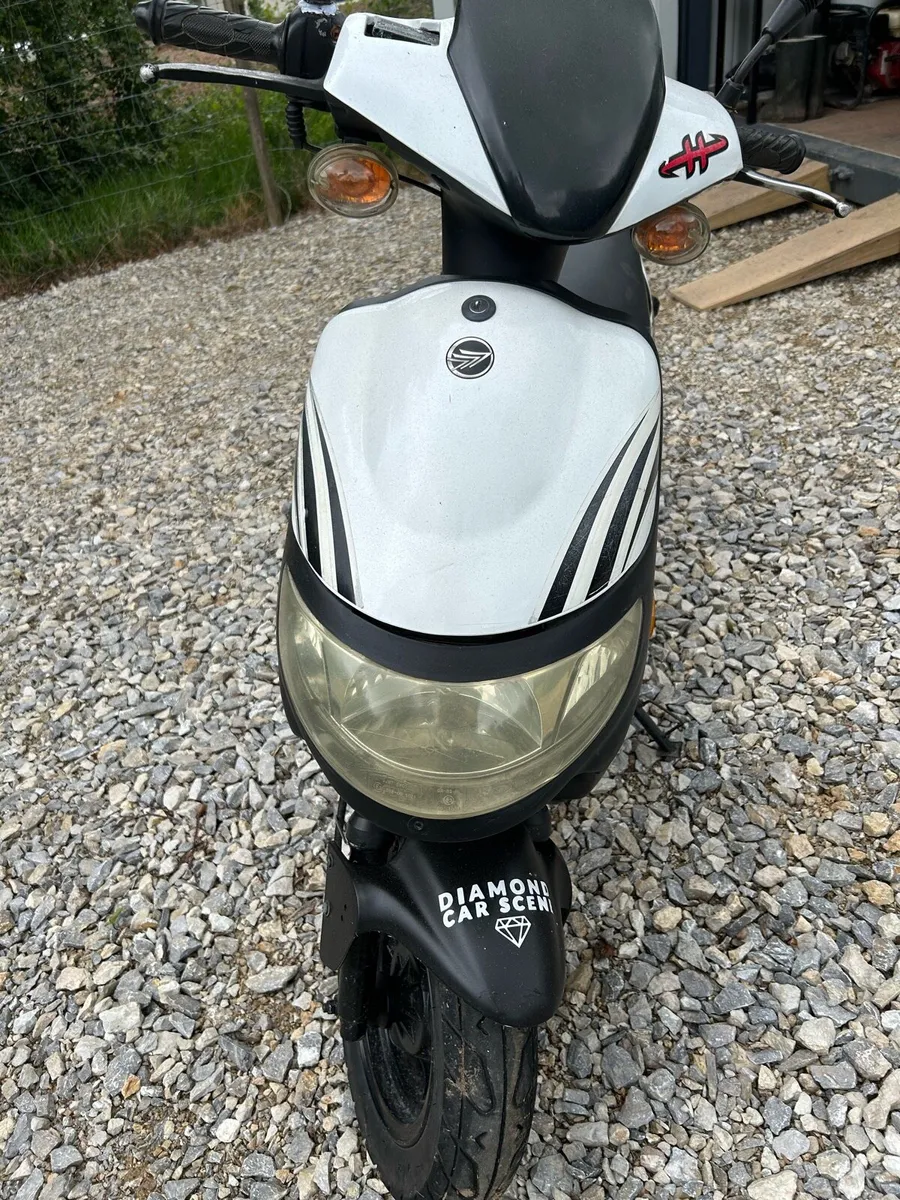 Scooter 50cc - Image 2
